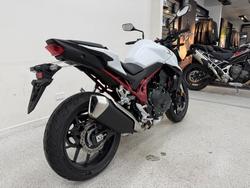 2025 Honda CB750 (HORNET) White