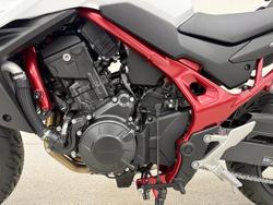 2025 Honda CB750 (HORNET) White