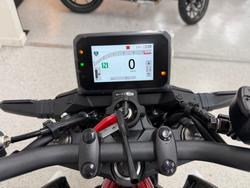 2025 Honda CB750 (HORNET) White