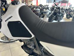 2021 Suzuki DR650SE DR White