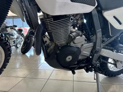2021 Suzuki DR650SE DR White