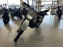 2021 Suzuki DR650SE DR White