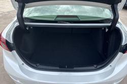 2018 Mazda 3 Neo Sport