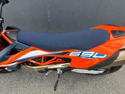 2024 KTM 690 SMC R SMC Orange