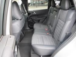 2026 Mitsubishi Outlander LS