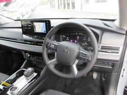 2026 Mitsubishi Outlander LS