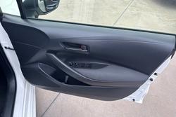 2018 Toyota Corolla Ascent Sport MZEA12R Glacier White