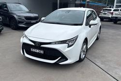 2018 Toyota Corolla Ascent Sport MZEA12R Glacier White