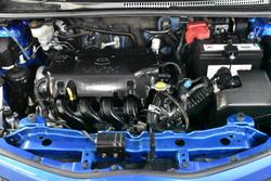 2012 Toyota Yaris YR