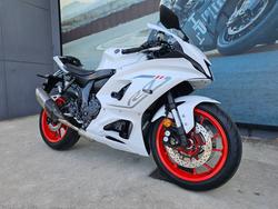 2023 Yamaha YZF-R7LA White
