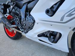 2023 Yamaha YZF-R7LA White