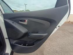 2013 Hyundai ix35 Active LM2 Pure White