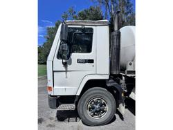 1998 Volvo Fl7