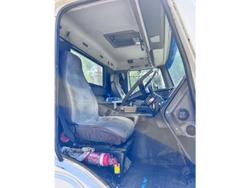 1998 Volvo Fl7