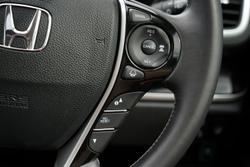 2019 Honda Odyssey VTi-L