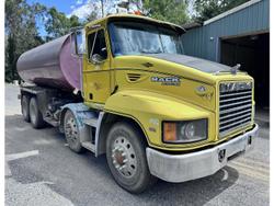 2005 Mack Metro Ml