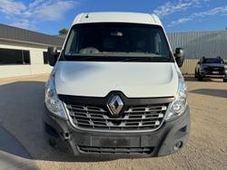 2015 Renault Master X62 Glacier White
