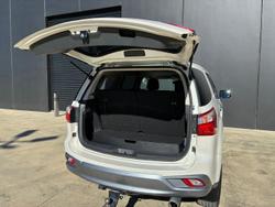 2020 Isuzu MU-X LS-T