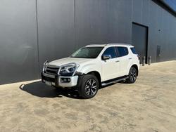 2020 Isuzu MU-X LS-T