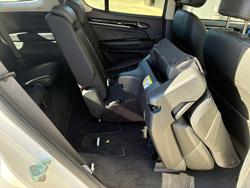 2020 Isuzu MU-X LS-T