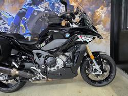2025 BMW Motorrad S 1000 XR BLACK