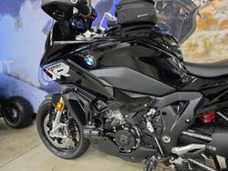 2025 BMW Motorrad S 1000 XR BLACK