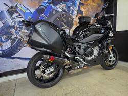 2025 BMW Motorrad S 1000 XR BLACK