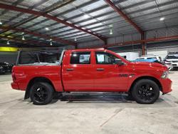 2022 RAM 1500 Express RamBox DS MY22 4X4 Dual Range Flame Red