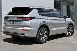 2025 Mitsubishi Outlander Exceed