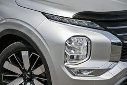 2025 Mitsubishi Outlander Exceed