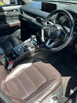 2022 Mazda CX-5 Akera