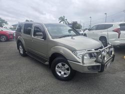 2010 Nissan Pathfinder ST