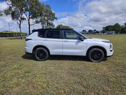 2026 Mitsubishi Outlander LS