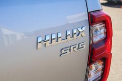 2025 Toyota Hilux SR5 48V