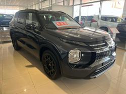 2025 Mitsubishi Outlander LS