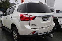 2015 Isuzu MU-X LS-U