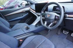 2024 CUPRA Tavascan VZ