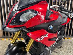 2019 BMW Motorrad S 1000 XR RACING RED