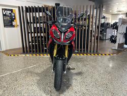 2019 BMW Motorrad S 1000 XR RACING RED