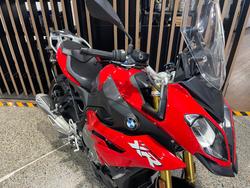 2019 BMW Motorrad S 1000 XR RACING RED