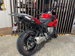 2019 BMW Motorrad S 1000 XR RACING RED
