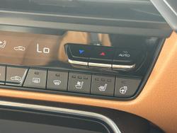 2024 Mazda CX-70 G50e Azami