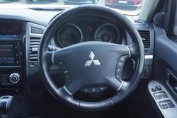 2017 Mitsubishi Pajero GLX