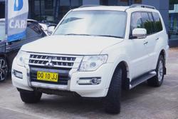 2017 Mitsubishi Pajero GLX