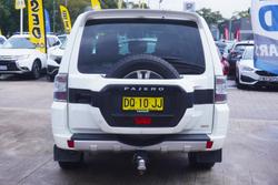 2017 Mitsubishi Pajero GLX