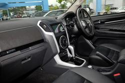 2020 Isuzu MU-X LS-T