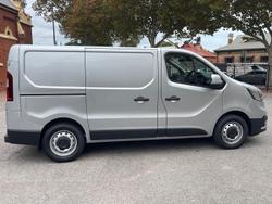 2026 Renault Trafic Premium