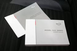 2021 Nissan Navara SL