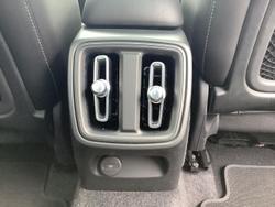 2022 Volvo XC40 T5 R-Design