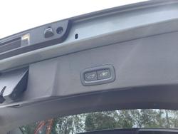 2022 Volvo XC40 T5 R-Design